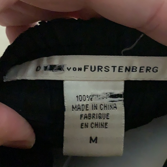 DVF CLASSIC LACE SHORTS ELASTIC WAIST FLORAL LACE BLACK LINING BLACK LACE M - Picture 9 of 10